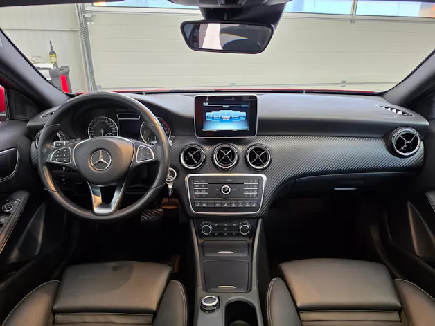 Mercedes-Benz GLA 200 CDI Swiss Star Edition 4Matic 7G-DCT