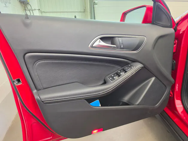 Mercedes-Benz GLA 200 CDI Swiss Star Edition 4Matic 7G-DCT