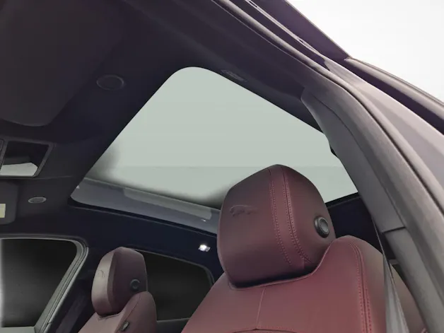 Jaguar E-Pace 1.5 T 300e R-Dynamic HSE AWD
