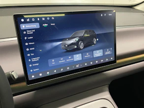 https://vehicle.imgix.net/4353127/410f286f-d1ec-46fb-b343-7a879c1686ba.jpeg