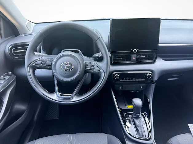 Toyota Yaris 1.5 VVT-i HSD Trend