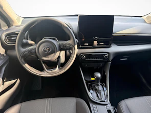 Fahrzeugbild TOYOTA Yaris 1.5 VVT-i HSD Trend