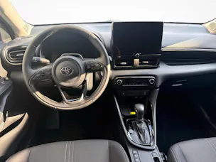 Toyota Yaris 1.5 VVT-i HSD Trend