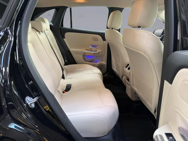 Mercedes-Benz GLA 250 Progressive 4matic