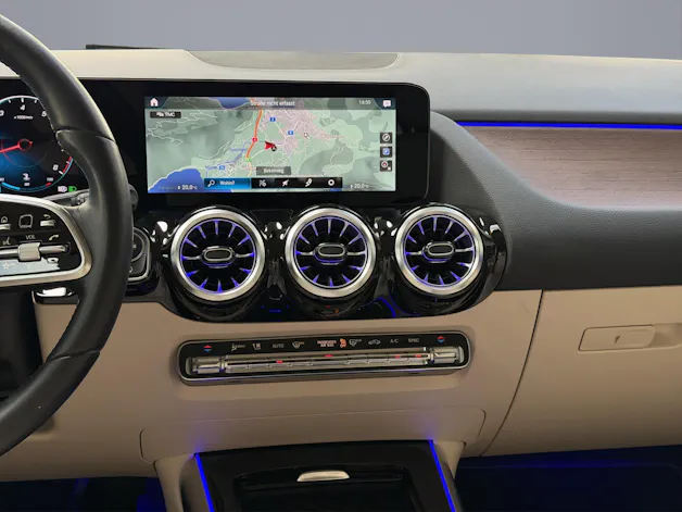 Mercedes-Benz GLA 250 Progressive 4matic
