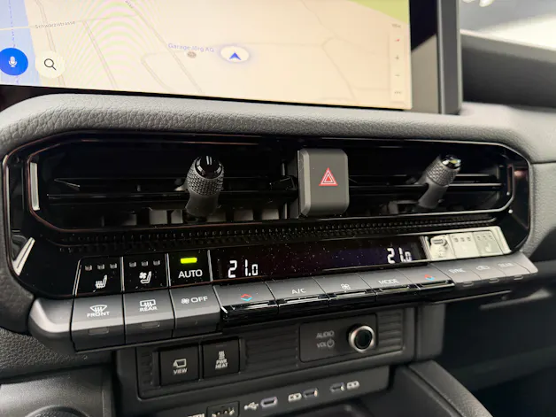 Toyota Land Cruiser 2.8 D 48V 230 Rebel