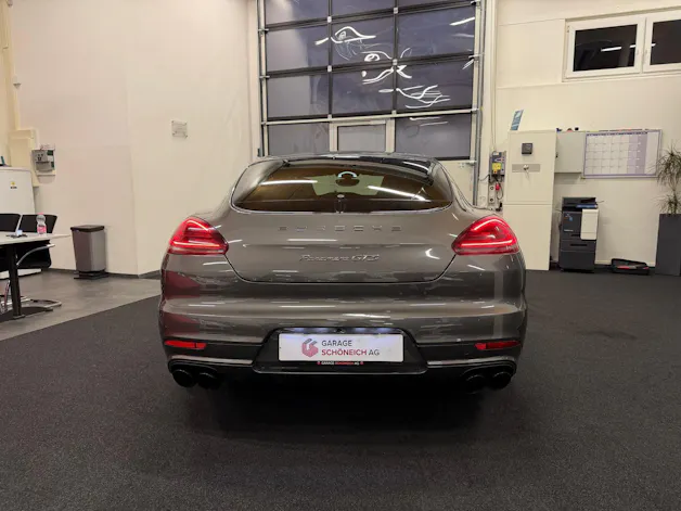 Porsche Panamera 4.8 V8 GTS PDK
