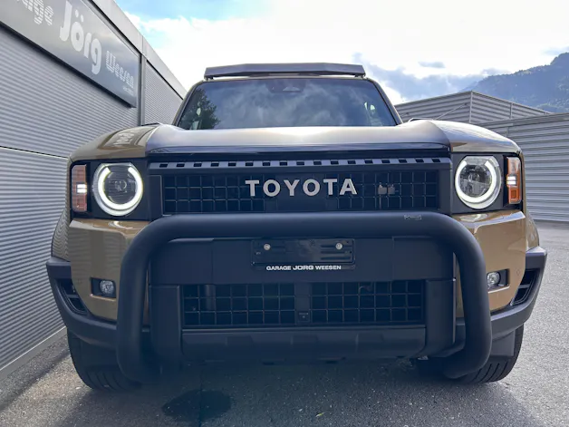 Toyota Land Cruiser 2.8 D 48V 230 Rebel