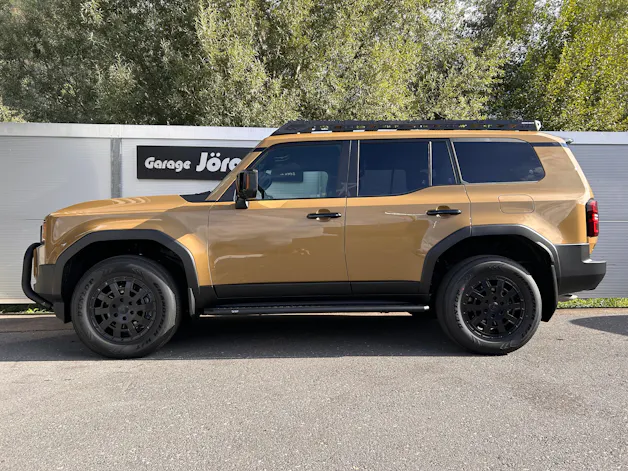 Toyota Land Cruiser 2.8 D 48V 230 Rebel