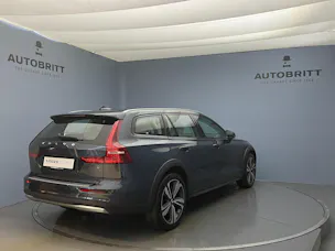 Volvo V60 Cross Country 2.0 B5 Ultimate AWD
