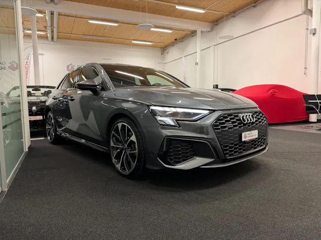 Audi A3 Sportback 2.0 40 TFSI S Line quattro S-Tronic