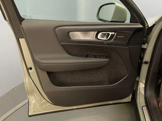 Volvo XC40 1.5 T4 PiH Ultimate Bright