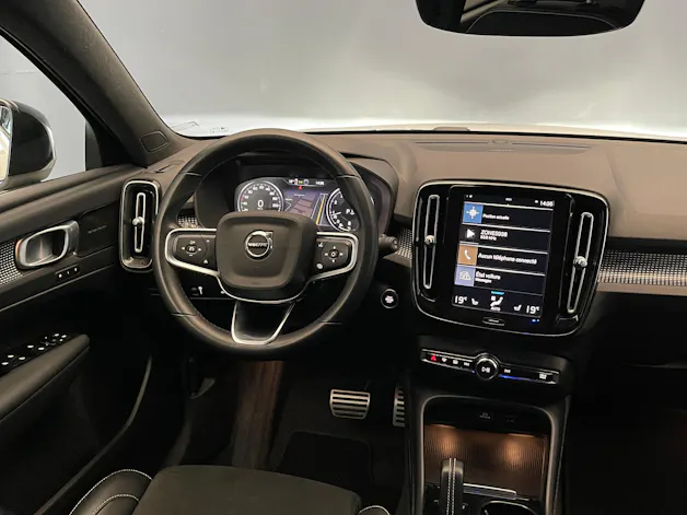 Volvo XC40 2.0 B4 MH R-Design AWD