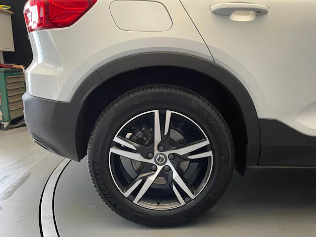 Volvo XC40 2.0 B4 MH R-Design AWD