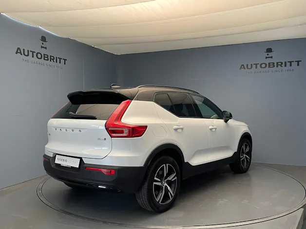 Volvo XC40 2.0 B4 MH R-Design AWD