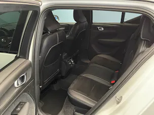 Volvo XC40 2.0 B4 MH R-Design AWD