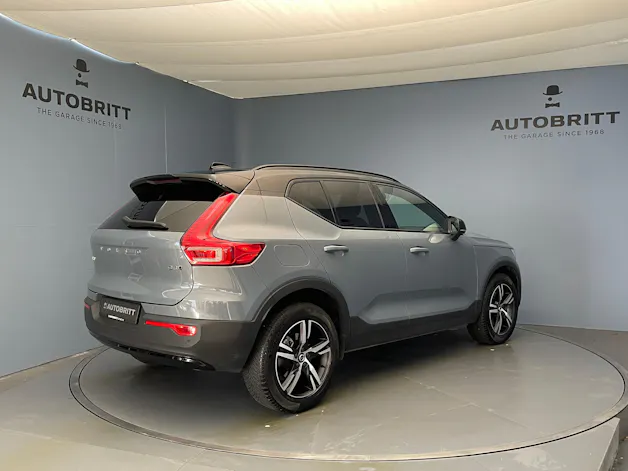Volvo XC40 2.0 B4 MH R-Design AWD