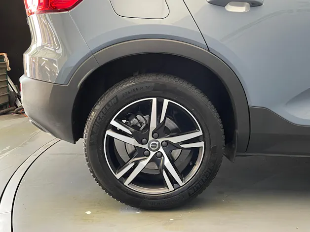 Volvo XC40 2.0 B4 MH R-Design AWD