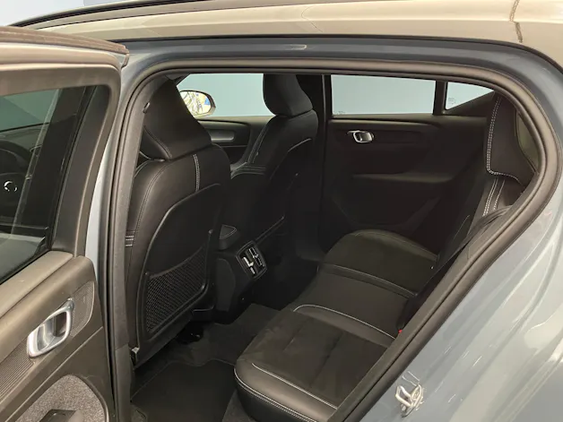 Volvo XC40 2.0 B4 MH R-Design AWD
