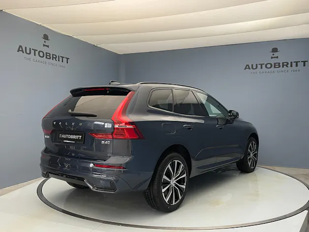 Volvo XC60 2.0 B4 MH Ultimate Dark AWD