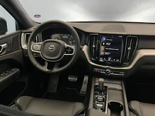 Volvo XC60 2.0 B5 MH R-Design