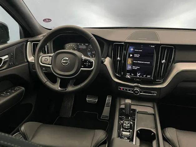Volvo XC60 2.0 B5 MH R-Design
