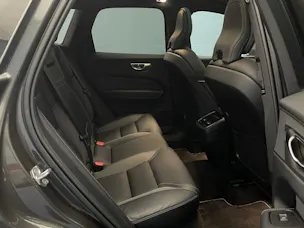 Volvo XC60 2.0 B5 MH R-Design