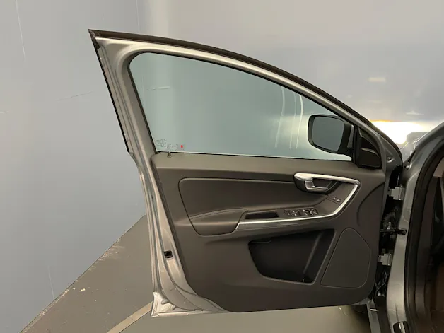 Volvo XC60 2.4 D4 Summum AWD S/S