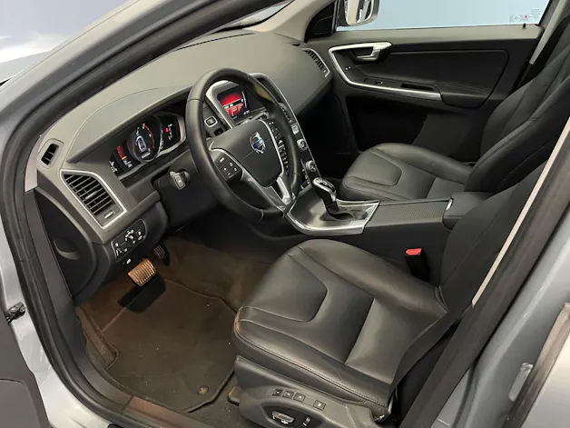 Volvo XC60 2.4 D4 Summum AWD S/S