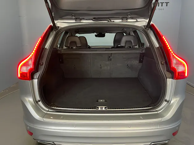 Volvo XC60 2.4 D4 Summum AWD S/S