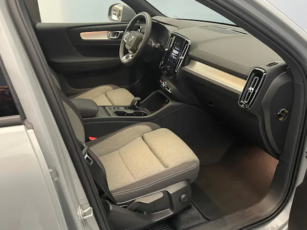 Volvo XC40 1.5 T2 XCITE
