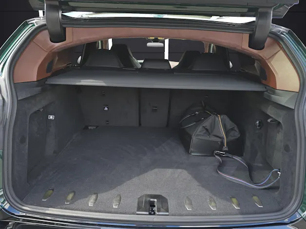 BMW XM 50e Plug-in Hybrid