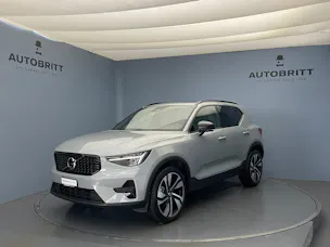 Volvo XC40 2.0 B3 MH Plus Dark