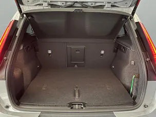 Volvo XC40 2.0 B3 MH Plus Dark
