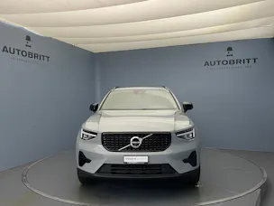 Volvo XC40 2.0 B3 MH Plus Dark