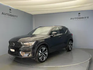 Volvo XC40 2.0 B3 MH Plus Dark