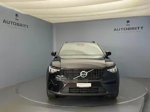 Volvo XC40 2.0 B3 MH Plus Dark