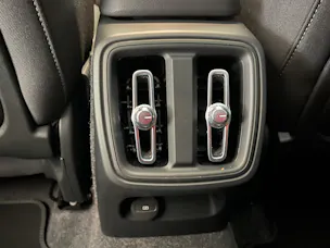 Volvo XC40 2.0 B3 MH Plus Dark
