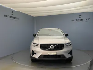 Volvo XC40 2.0 B3 MH Plus Dark