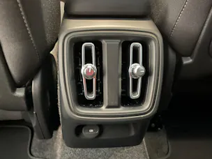Volvo XC40 2.0 B3 MH Plus Dark