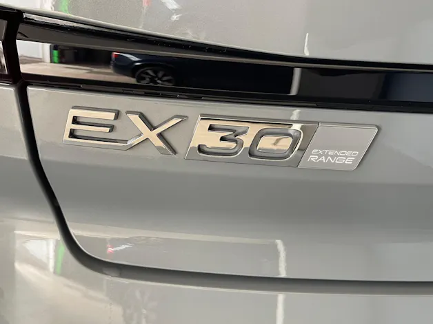 Volvo EX30 Single Motor Extended Range Core