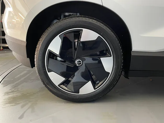 Volvo EX30 E60 Core Core