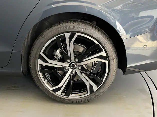 Volvo V60 2.0 B4 Ultra Bright