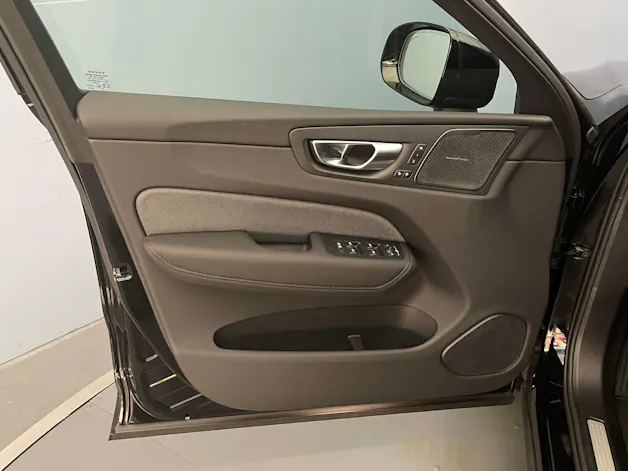 Volvo XC60 2.0 T6 TE Black Edition eAWD