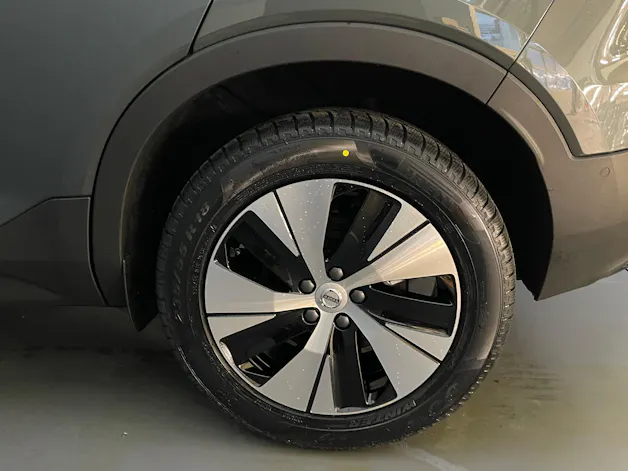 Volvo XC40 2.0 B3 MH Plus Dark