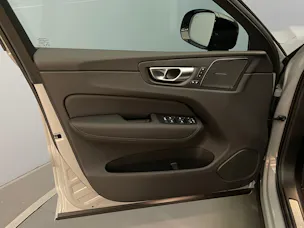 Volvo XC60 2.0 T6 TE Ultra Dark eAWD
