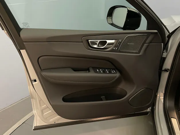 Volvo XC60 2.0 T6 TE Ultra Dark eAWD