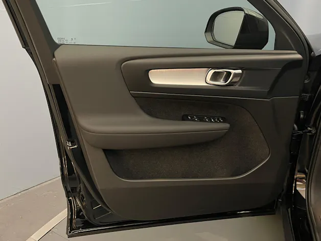 Volvo XC40 2.0 B3 MH Core