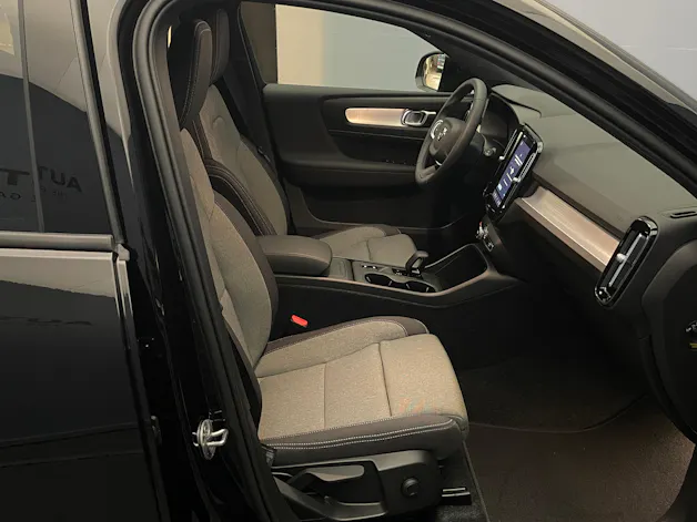 Volvo XC40 2.0 B3 MH Core