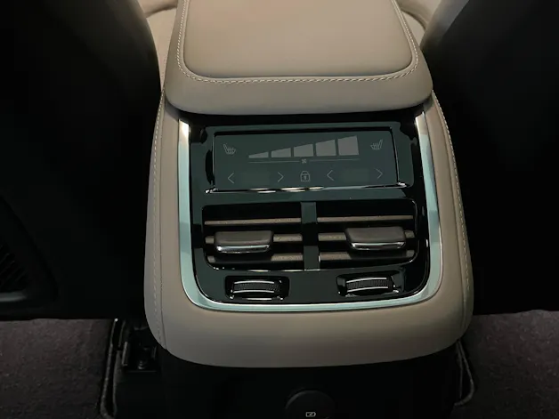Volvo XC90 2.0 T8 TE Ultra Bright eAWD